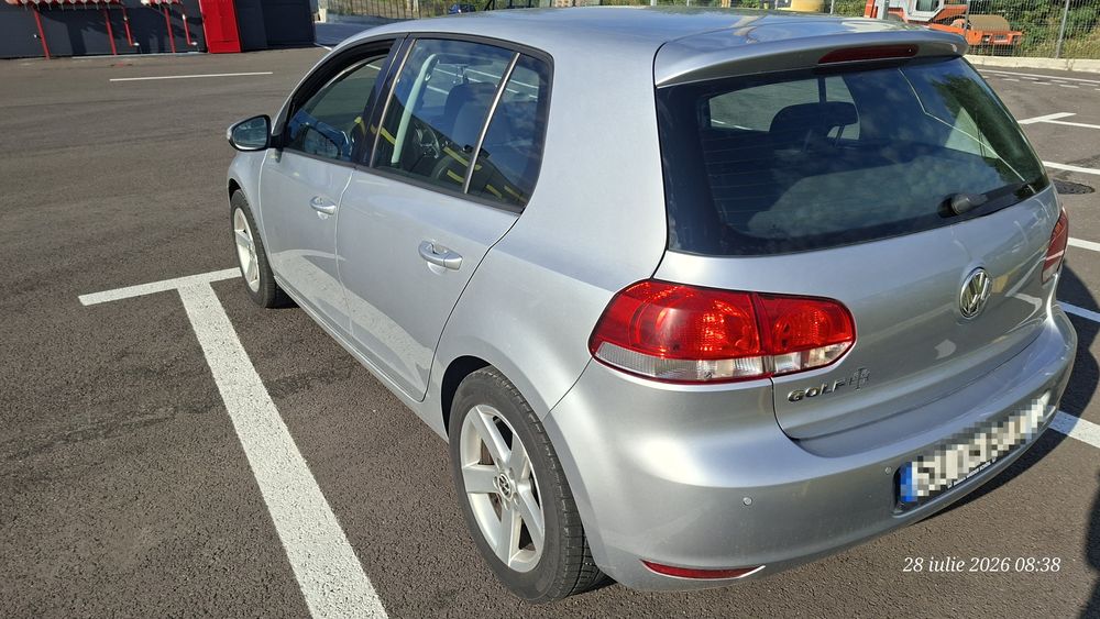 Vând Golf 6 benzină
