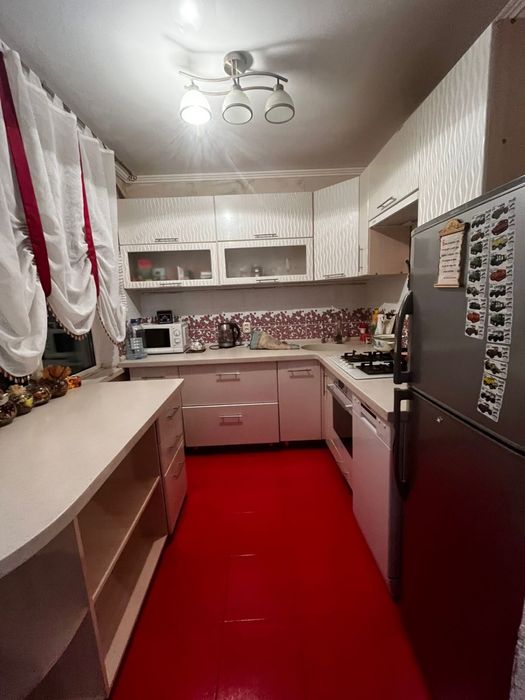 Продается 3-х Центр Маметова 60