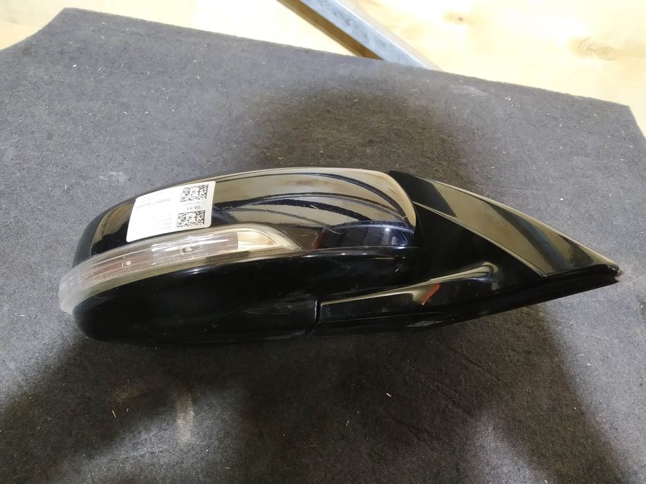 Продам зеркала Nissan teana j32