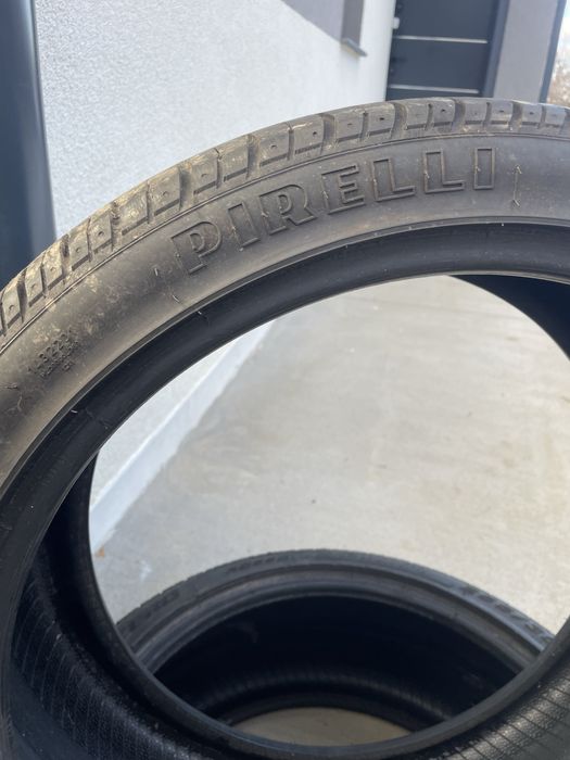 Летни гуми Pirelli 255/35/19  4,5 мм