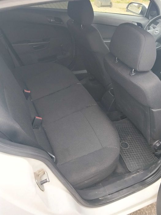 Vând Opel Astra h