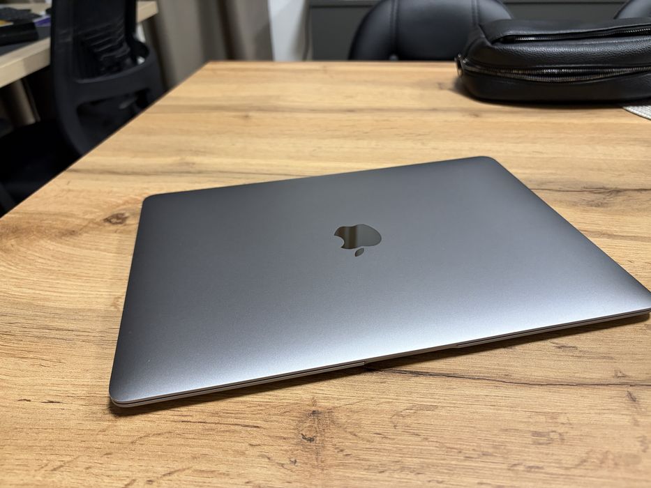 Macbook Air M1 8 RAM 256 SSD