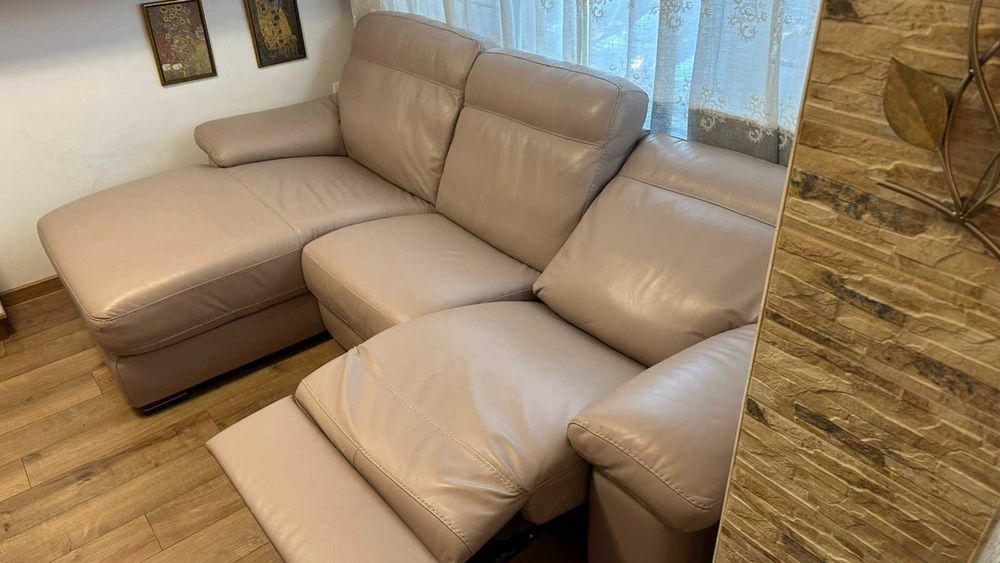 Ъглов кожен диван