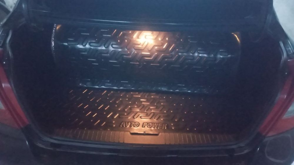 Lasetti Jentra top toza