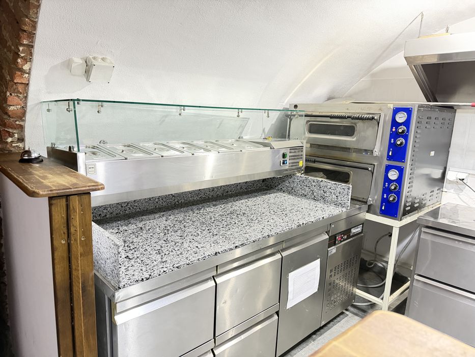 Restaurant premium „la cheie” în Centrul Istoric al Sibiului | Se vinde firma + autorizații + echipamente + terasă