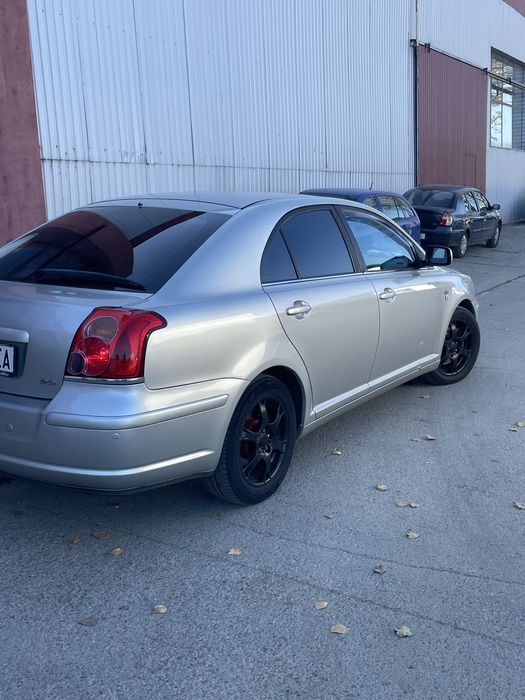Toyota avensis 2.0 diesel