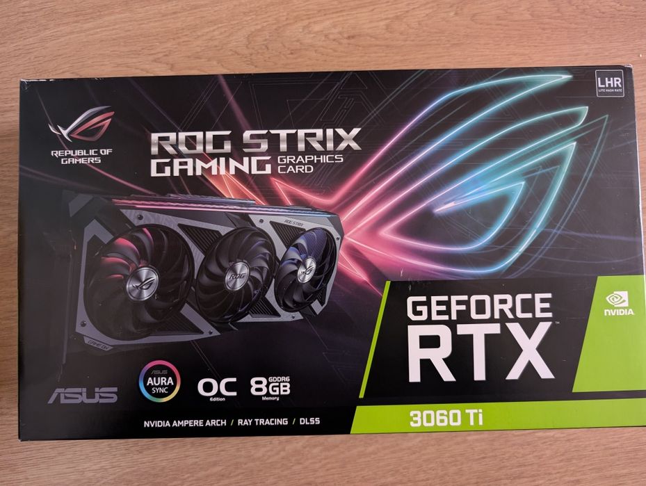Продавам видеокарта Nvidia 3060TI Asus ROG Strix Gaming