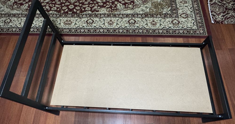 Бир кишилик кровать / Односпальная кровать: 90×190 см. Металл каркас