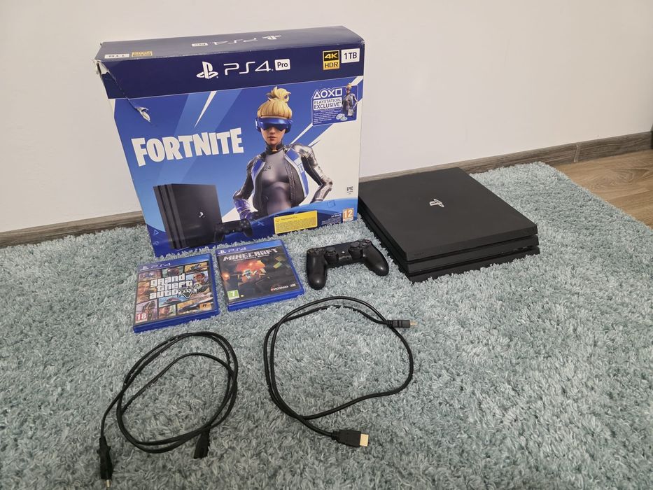 PlayStation 4 Pro + 2 jocuri