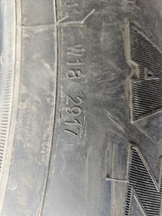 Продам комплект зимней резины