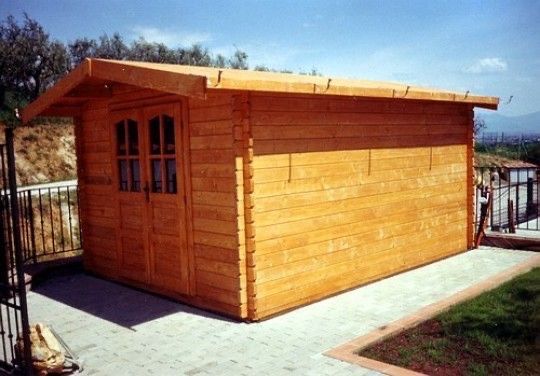 Casute si spatii depozitare