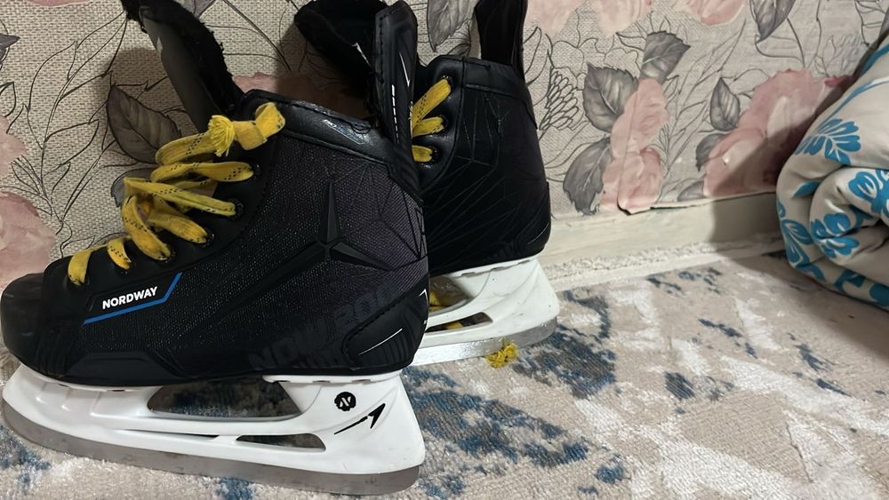 Продам бу каньки