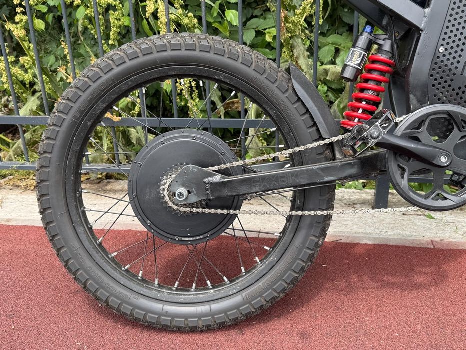 Bicicletă electrică (Sur-RON/ Talaria/ E-Xbike) 85 km/h – autonomie 100 km – legală pentru oraș – upgrade-uri premium
