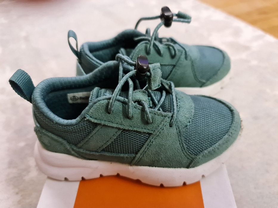 Vand adidasi copii Timberland nr 25