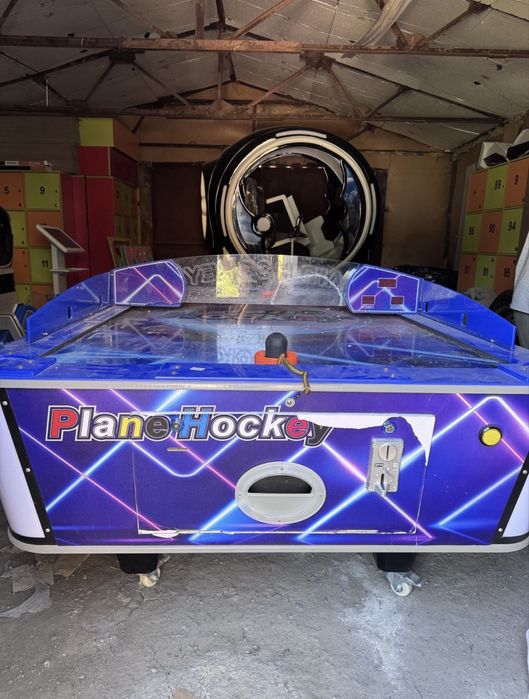 Игровой аппарат аэрохоккей