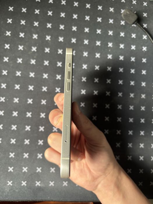 Iphone 13 128g 79акб