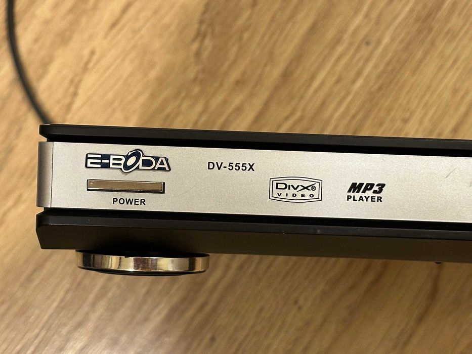 DVD player Eboda DV-555X cu telecomandă