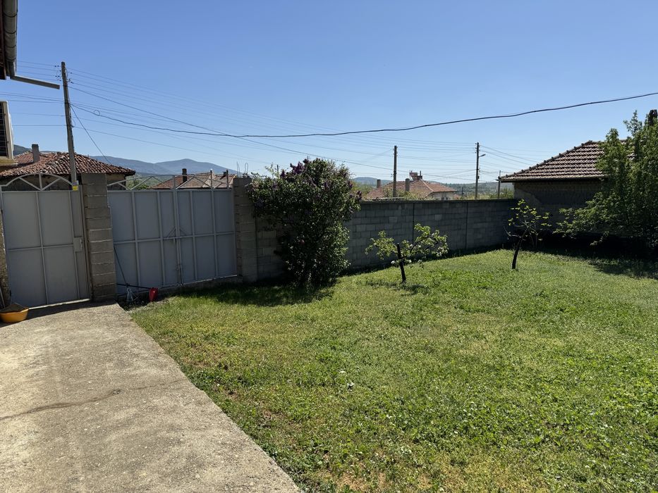 Продава се Магазин в с. Енина, Област Стара Загора - 88 кв.м за 1275 €/кв.м - Снимка #2