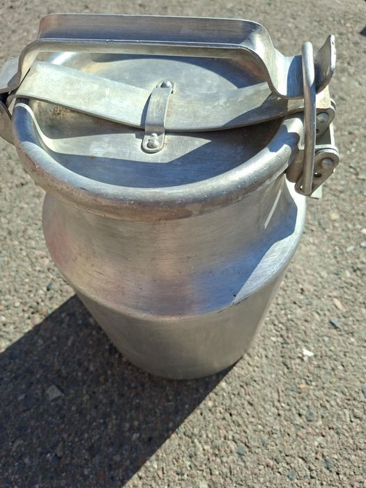 Продам чайник,термос,бидон 10л,чудо печь