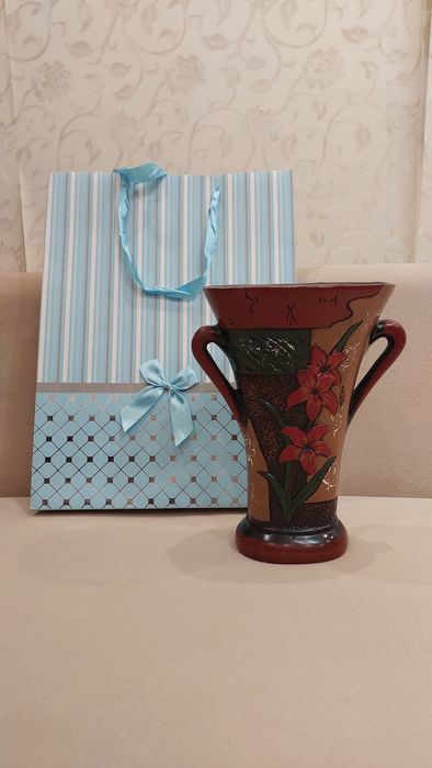 Новая ваза продам