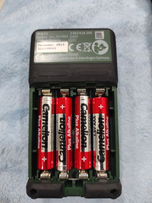 Продам лазерный дальномер Bosch PLR 25