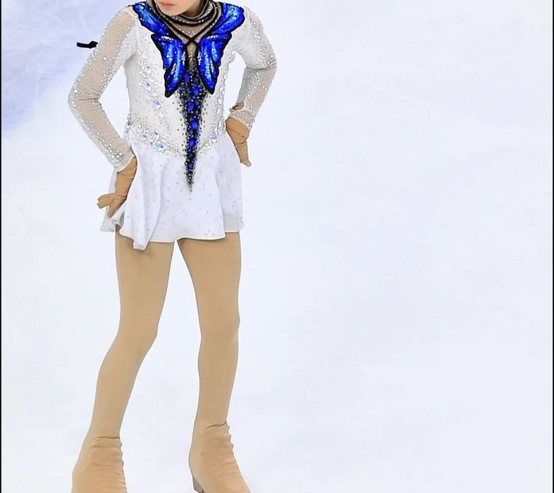 Продам платье для фигурного катание