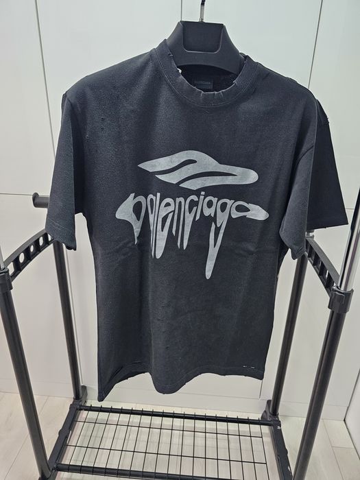 Tricou balenciaga