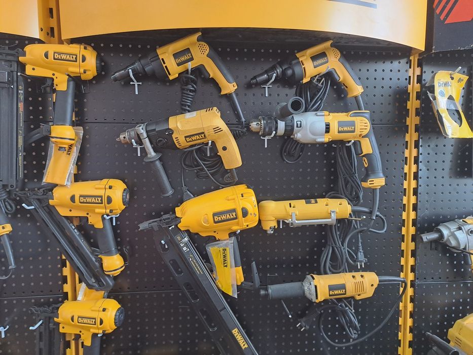 Электрорубанок Макита оригинал