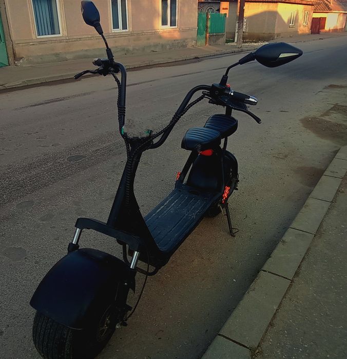Scuter electric citycoco