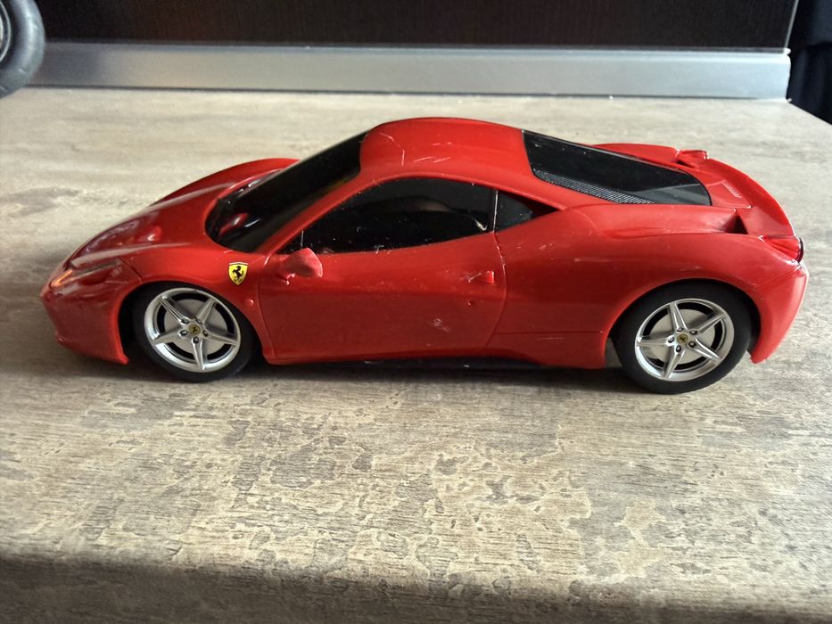 2 masinute Ferrari+Lamborghini