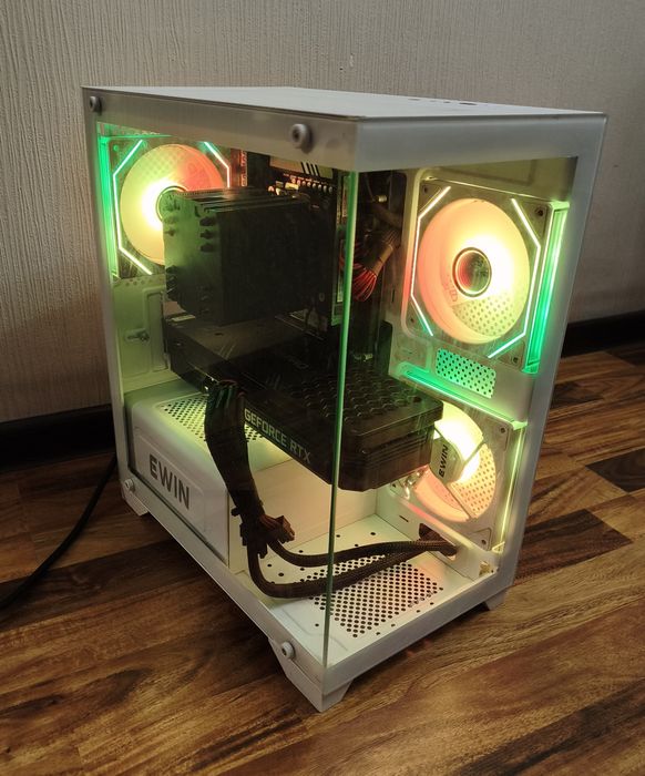 RTX 3070ti 8gb/32gb ddr4/Xeon E5 2680 V4/256gb ssd/750w blok Zalman/