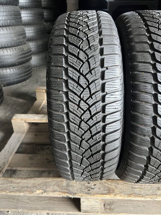 2 anvelope de iarna 205/60/16 Fulda 9 mm CA NOI!