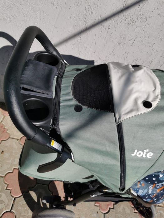 Продам детскую коляску Joie