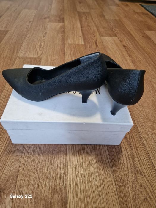 Продам туфли 36 размера абсолютно новые