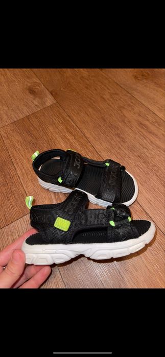 Обувь детская отличное состояние