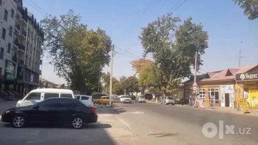 СРОЧНО : Домик 36 км² с участком 4 сот (центр Ферганы)
