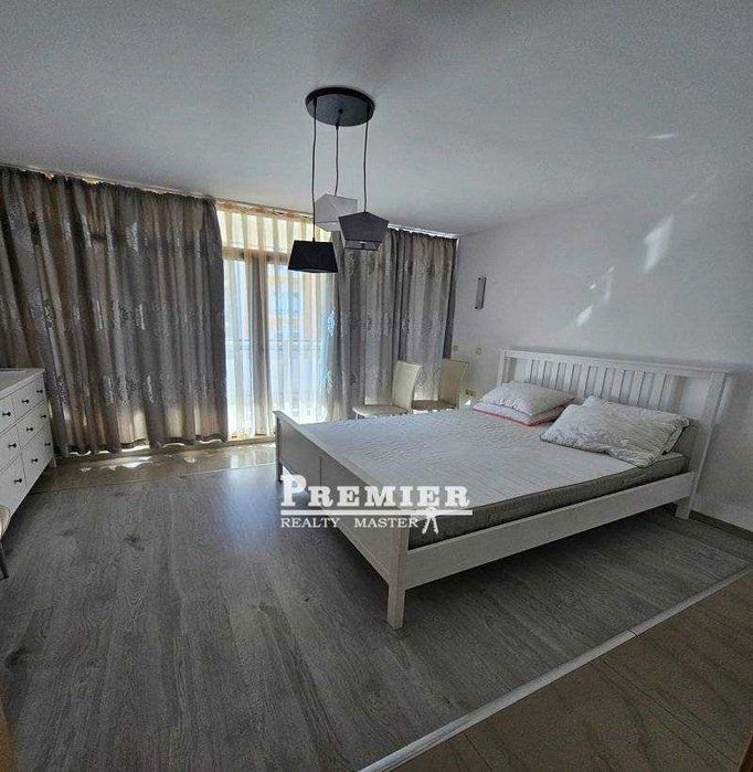 Продава се Двустаен апартамент в к.к. Слънчев бряг - 65 кв.м за 1224 €/кв.м - Снимка #2