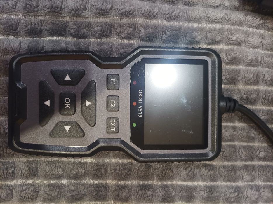 Продавам OBD2 инструмент за автомобили