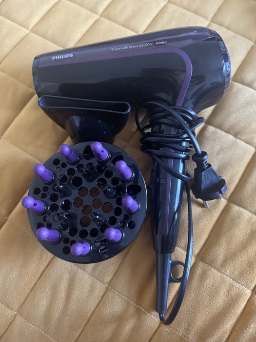 Uscator de par Philips BHD274/00, 2200W ionic