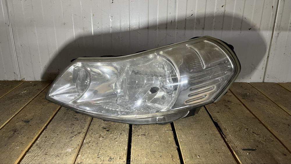 2 броя ляв фар и 2 броя десен фар Suzuki SX4