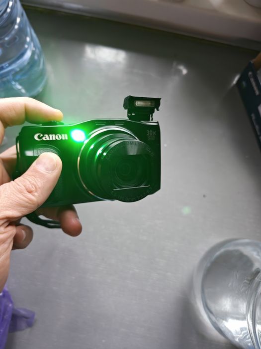 Продам фотоаппарат canon powershot sx710 hs