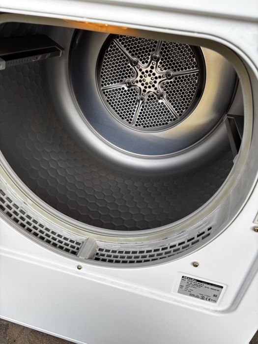 Uscator Miele 700 ron