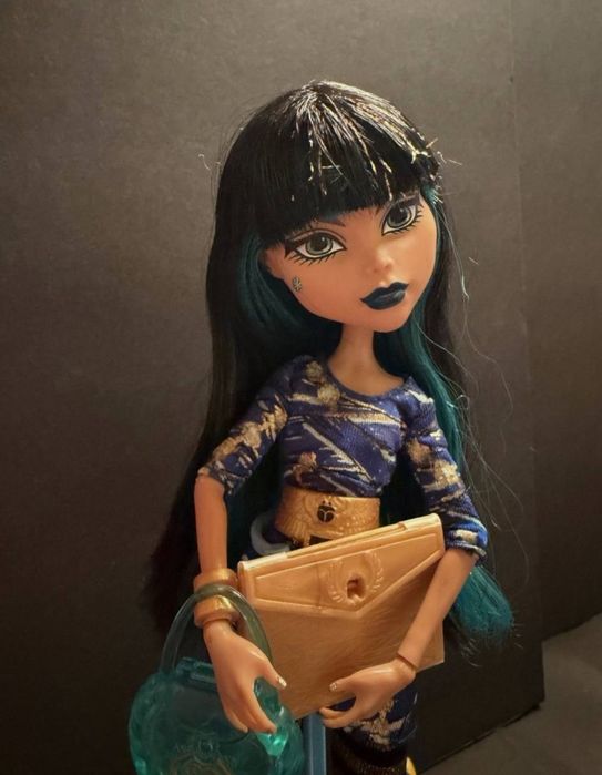Лот Monster high