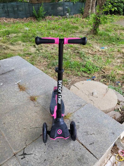 Smart Trike тротинеткаsmarTrike - Детски разтегаем скутер Xtend, розов