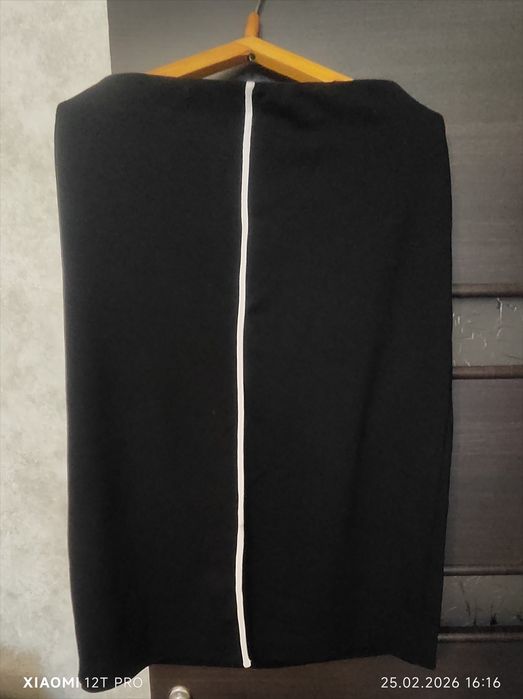 Продам юбку черную