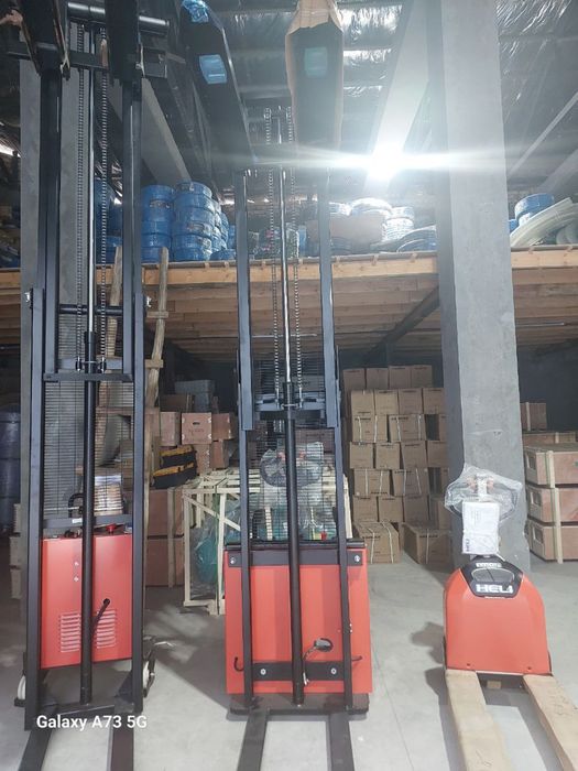 Штаблёр / полэлектр штаблёр / электронный штабелер / ручной штаблёр