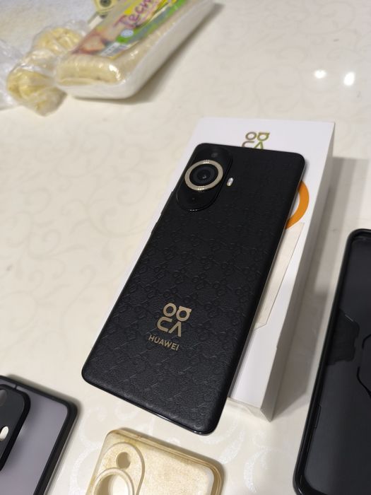 Продам телефон Huawei nova 11 pro 8/256.