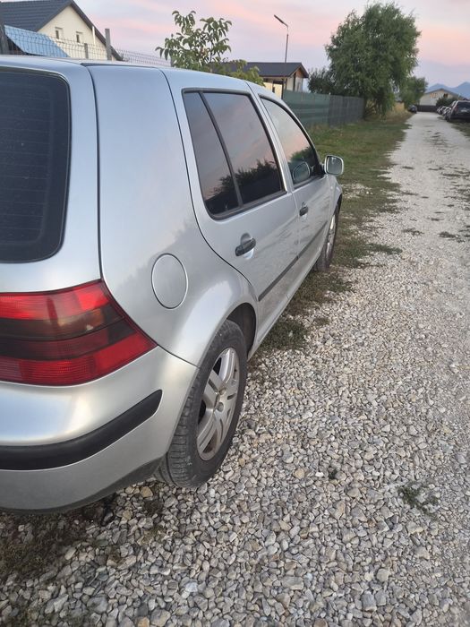Volkswagen Golf 2002 benzină, 1.887 € — imagine 5