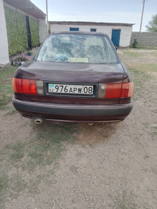 Ауди B4 красный хорошо состояние