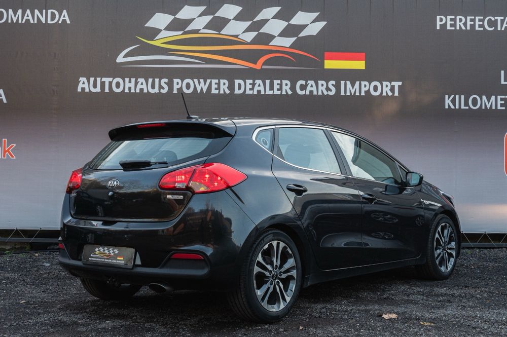 Kia Ceed-2014-navi- scaune /volan incalzit- camera- clima -led fata